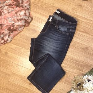 Day Trip Refined Virgo Capris, dark wash size 29 *Like new*